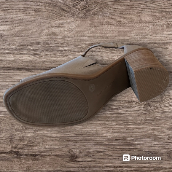 LUCKY BRAND EUC Tarrinax Sandals, Tan, Zipper Back, 3" Heel, Size 8.5M - Picture 7 of 11